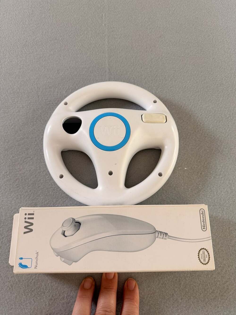 Nintendo Wii Mario Kart Racing Steering Wheel and Wii Nunchuk Controller NIB